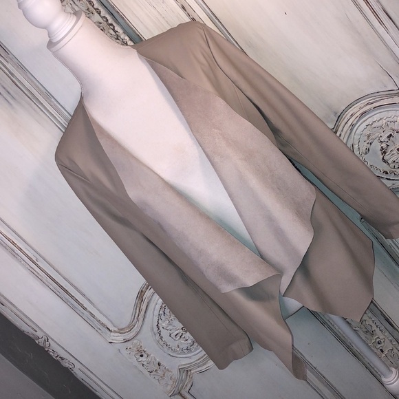 Joan Vass New York Lovely Taupe Faux Leather Waterfall Front Jacket Size Small - Picture 2 of 12